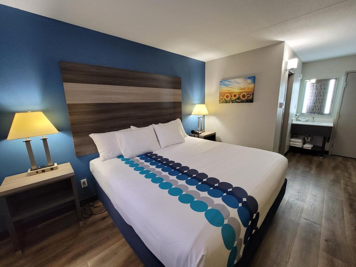 Hotel Wingate By Wyndham Airport 3*