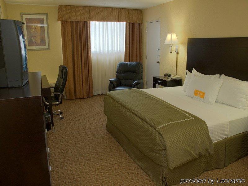 Hotel Wingate By Wyndham Airport Wichita