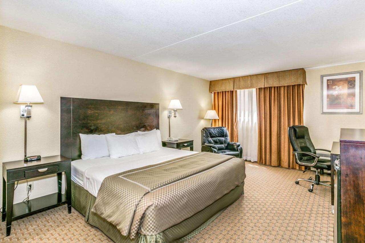Wingate By Wyndham Airport Wichita